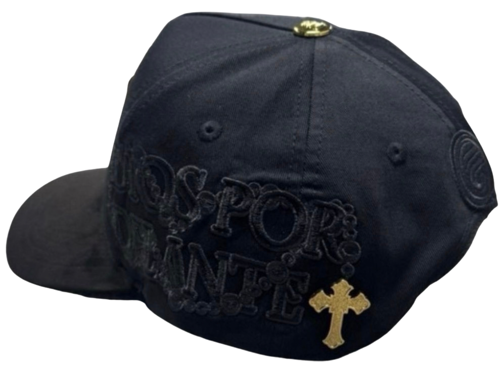 GORRA CRUZ DORADA DIOS POR DELANTE